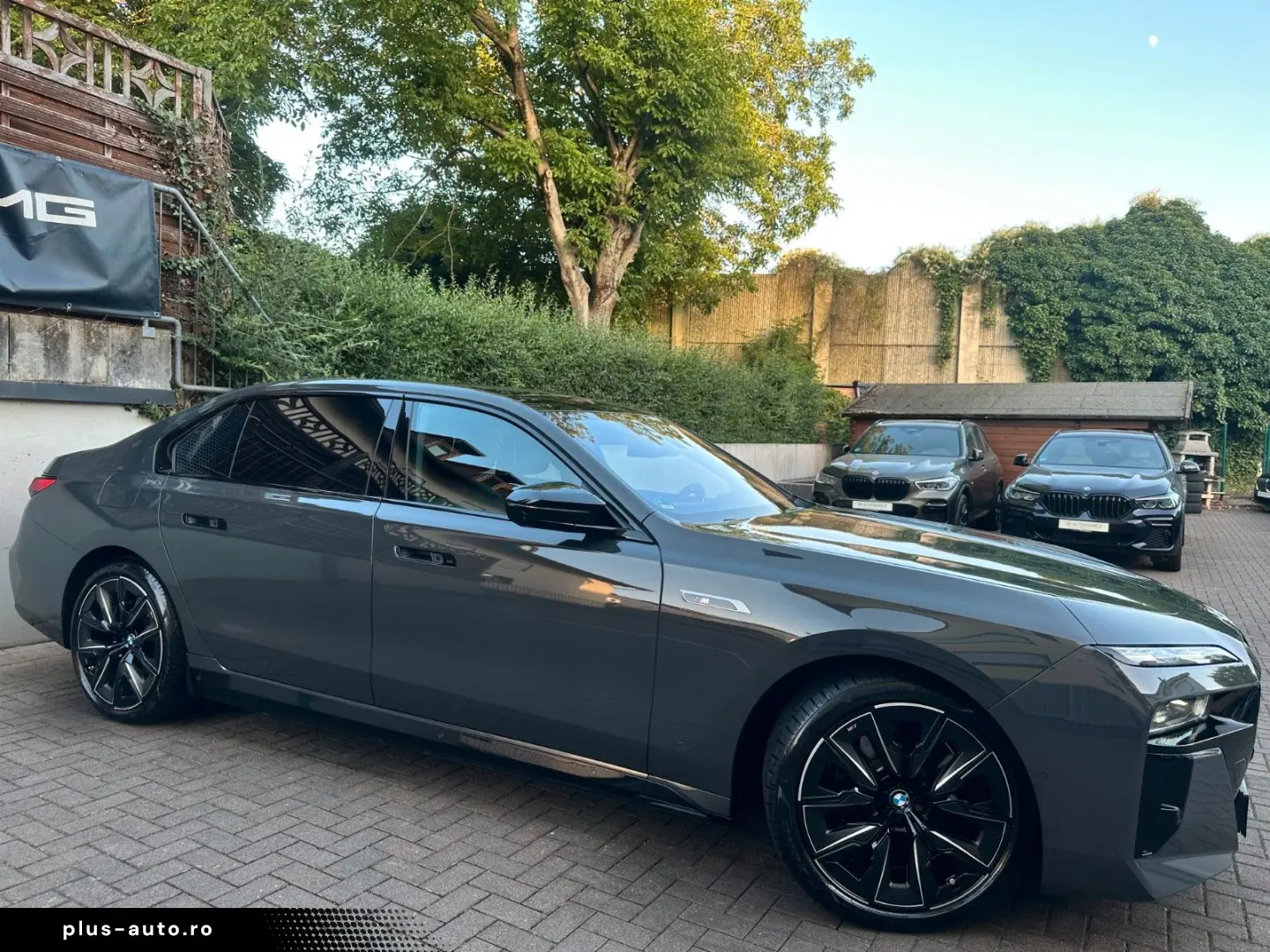 BMW i7 M70 xDrive PANO-SKY B&W Fond-TV Executive