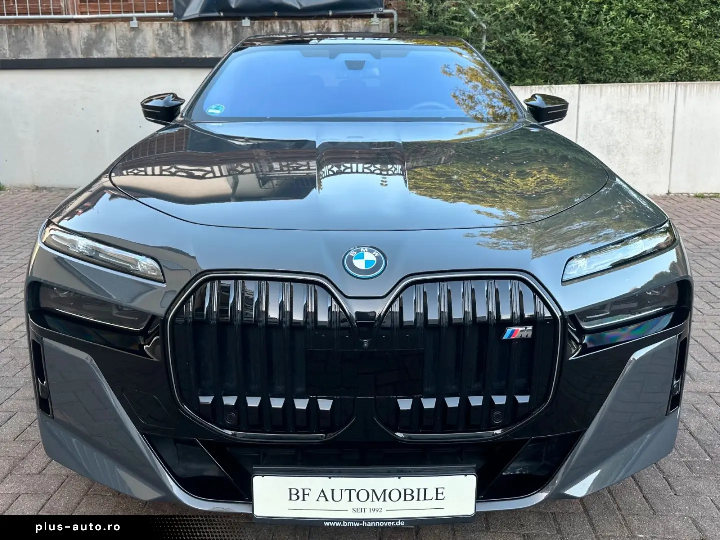 BMW i7 M70 xDrive PANO-SKY B&W Fond-TV Executive
