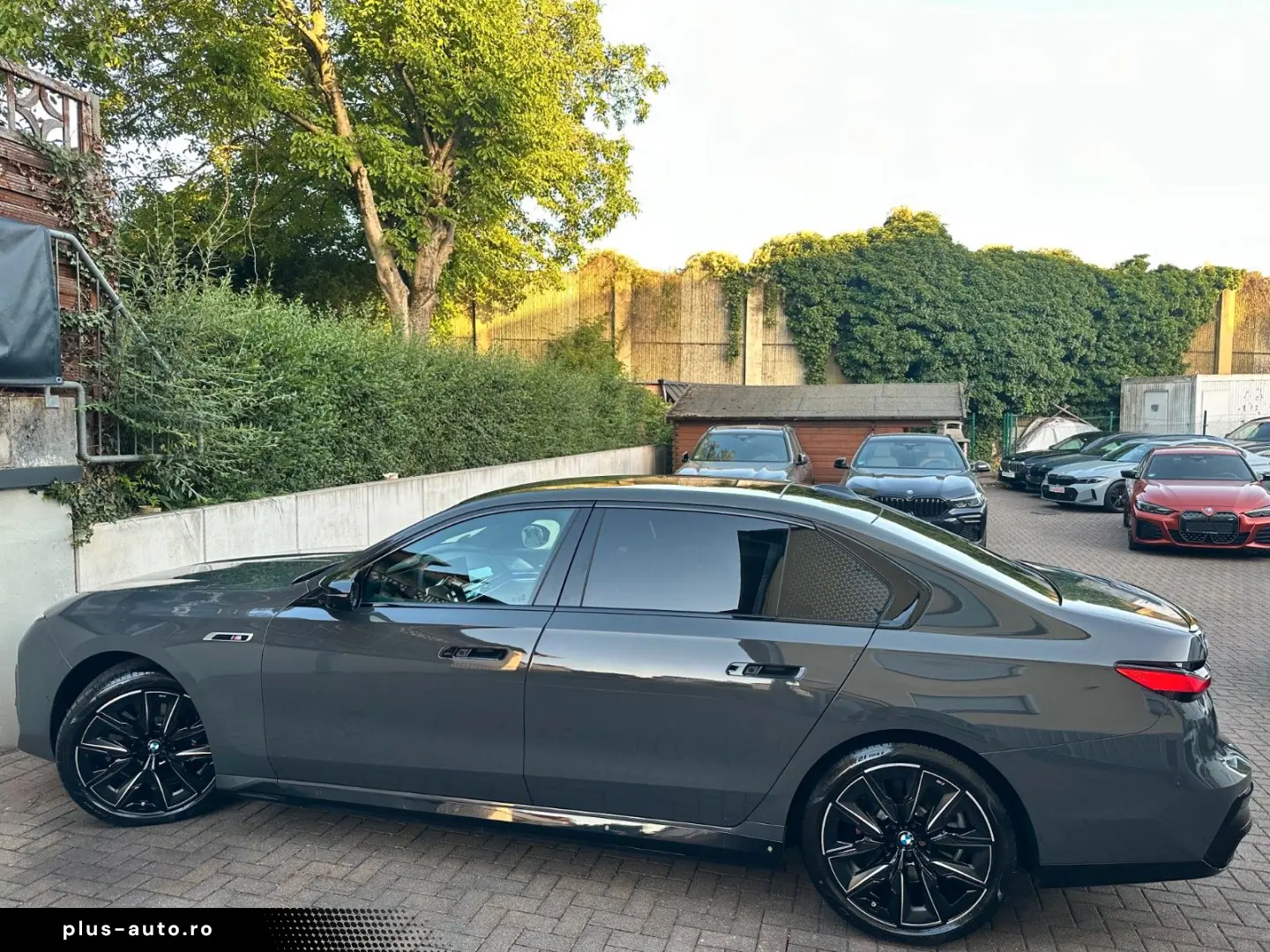 BMW i7 M70 xDrive PANO-SKY B&W Fond-TV Executive