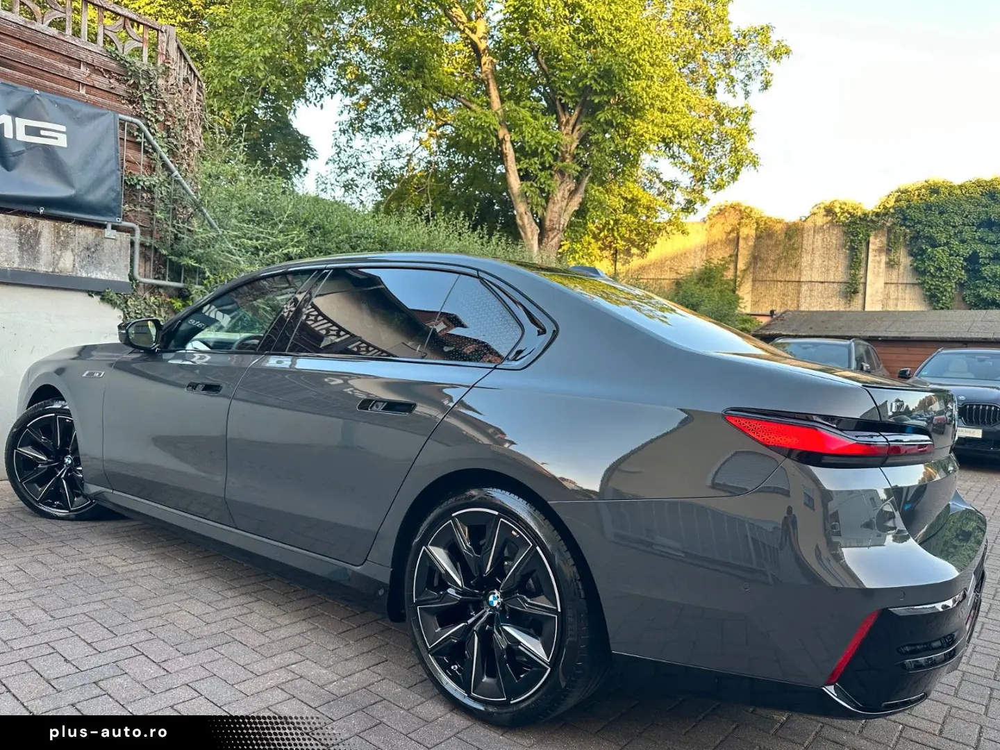 BMW i7 M70 xDrive PANO-SKY B&W Fond-TV Executive
