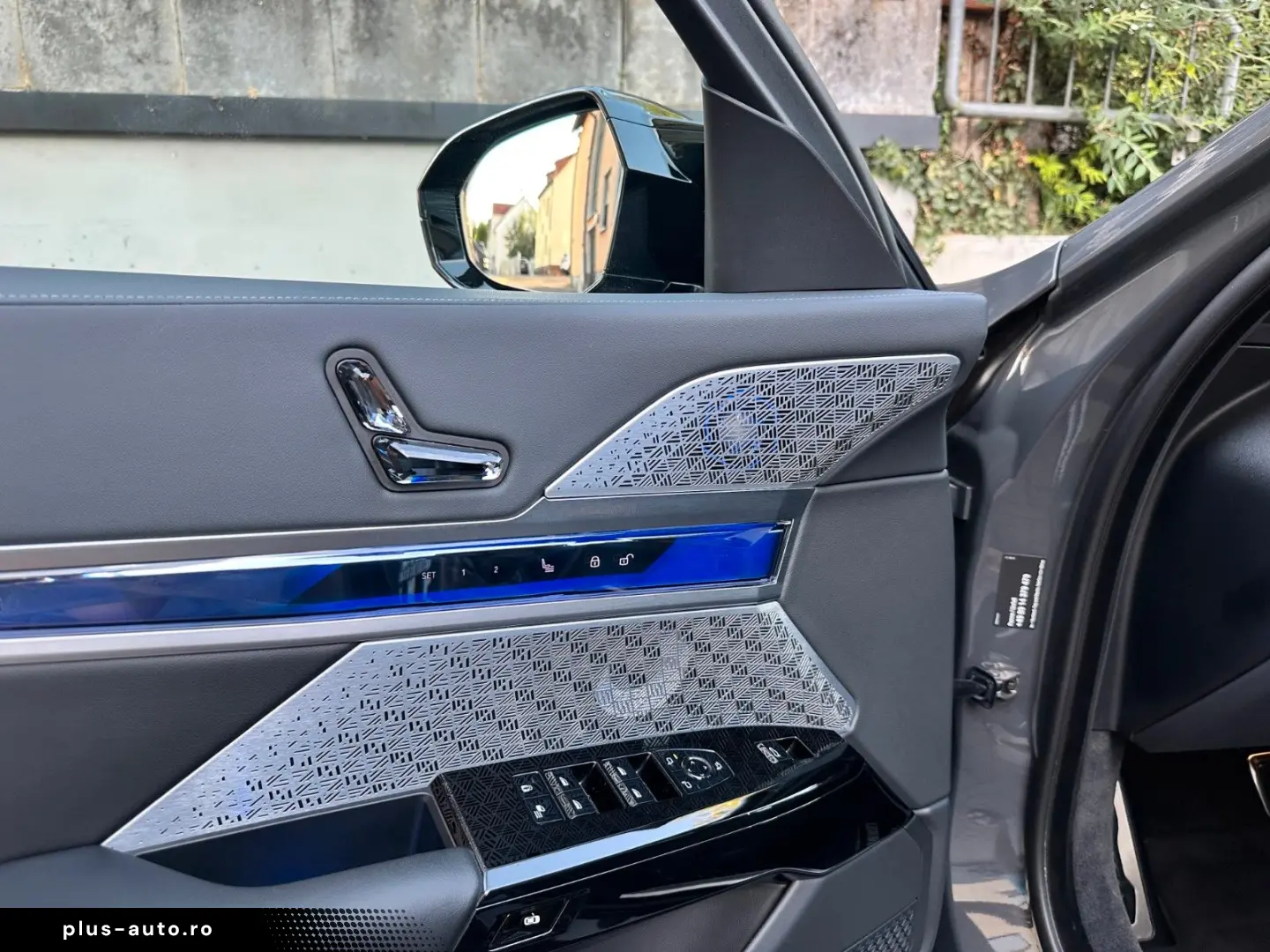 BMW i7 M70 xDrive PANO-SKY B&W Fond-TV Executive