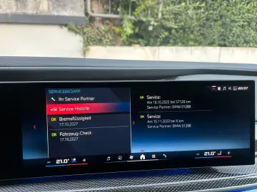 BMW i7 M70 xDrive PANO-SKY B&W Fond-TV Executive