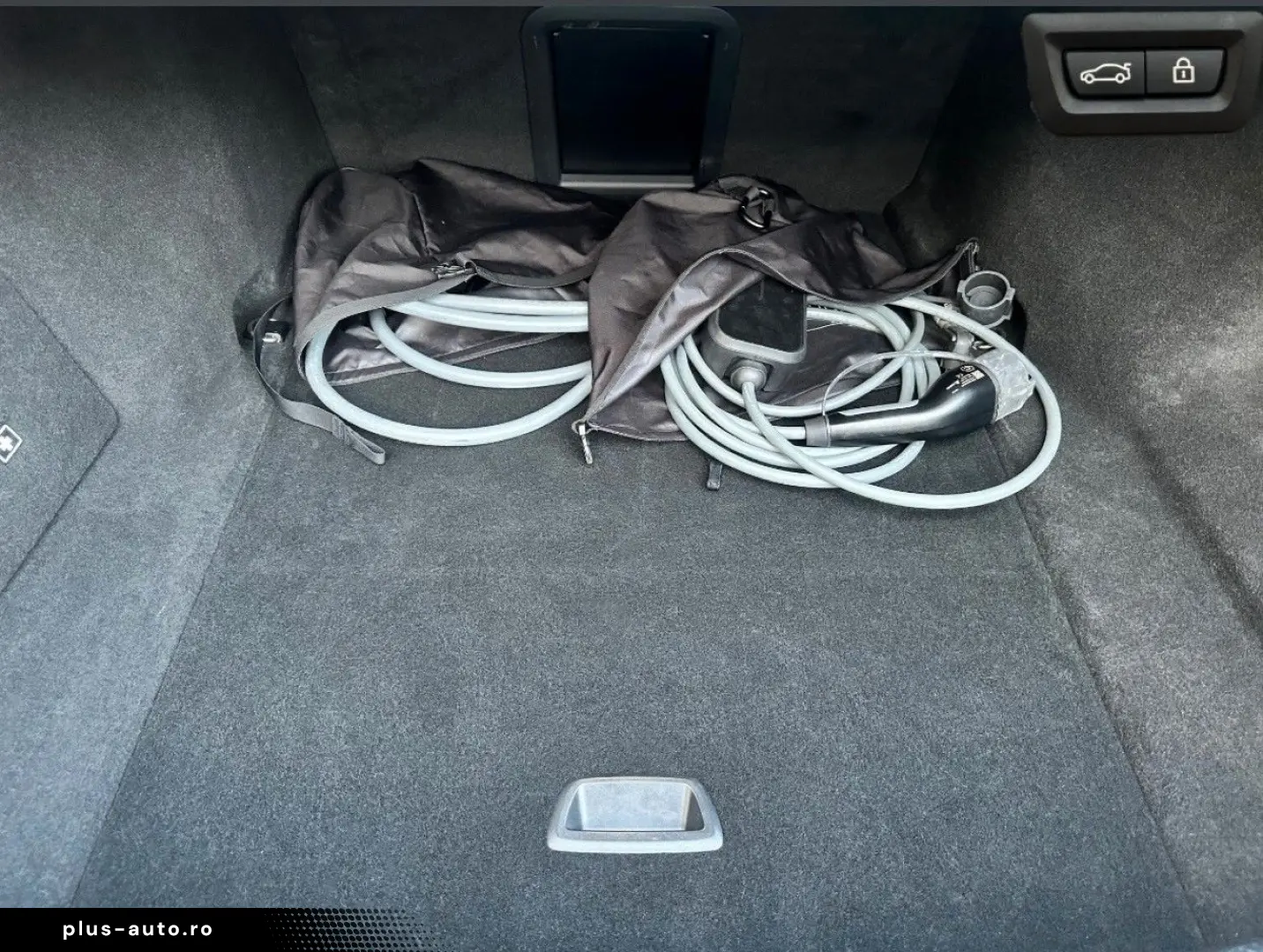 BMW i7 M70 xDrive PANO-SKY B&W Fond-TV Executive