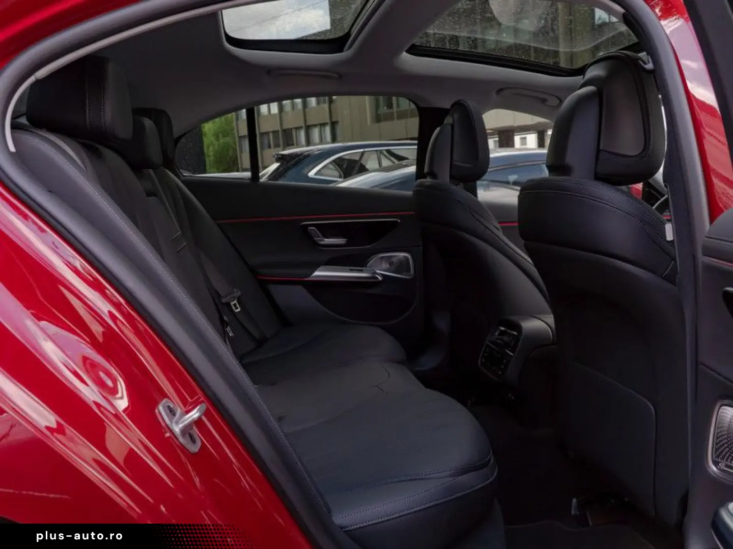 MERCEDES-BENZ E 300 e Exclusive DIGITAL 360 Pano HUD AHK 360