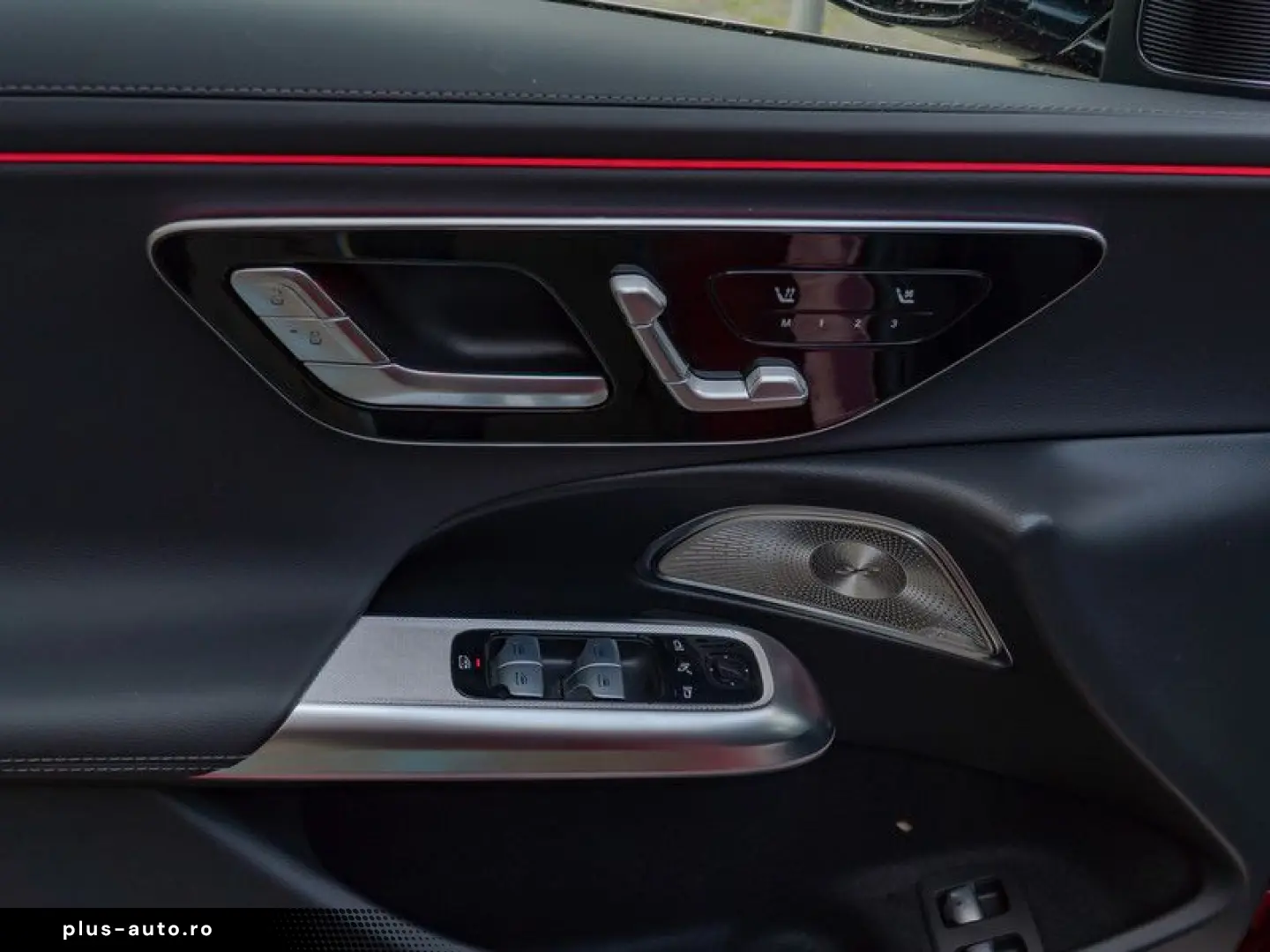MERCEDES-BENZ E 300 e Exclusive DIGITAL 360 Pano HUD AHK 360