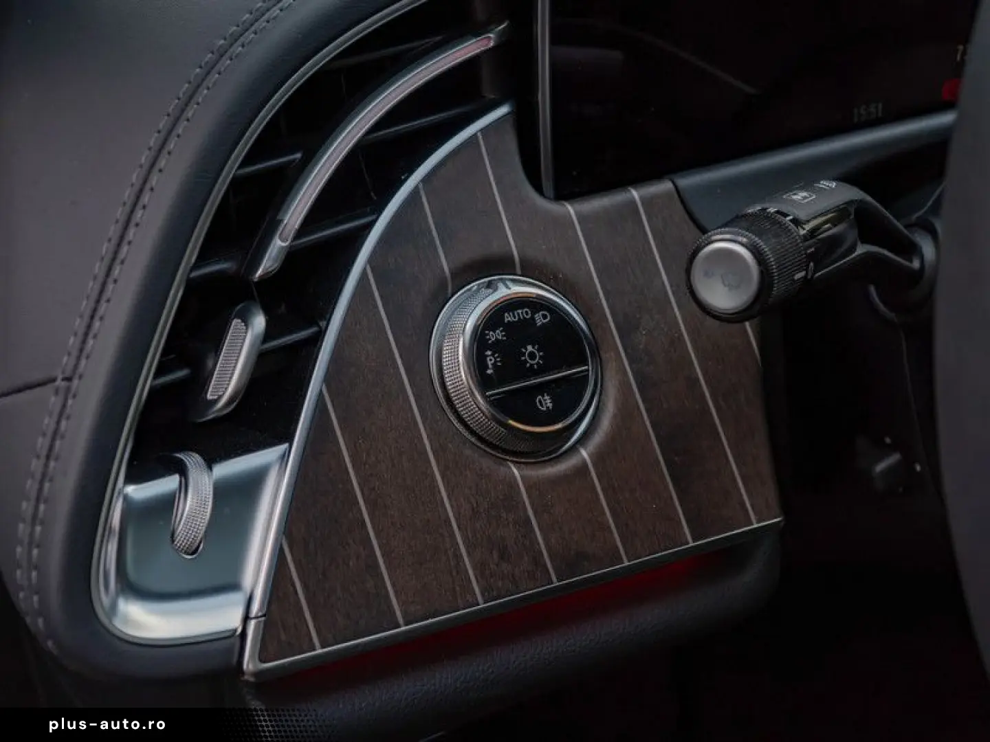 MERCEDES-BENZ E 300 e Exclusive DIGITAL 360 Pano HUD AHK 360