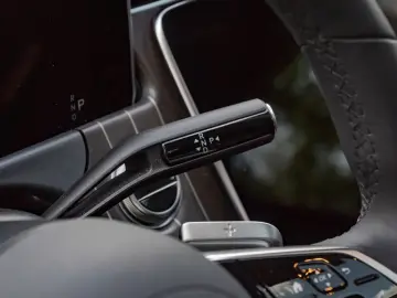 MERCEDES-BENZ E 300 e Exclusive DIGITAL 360 Pano HUD AHK 360