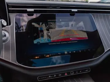 MERCEDES-BENZ E 300 e Exclusive DIGITAL 360 Pano HUD AHK 360