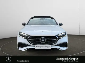 MERCEDES-BENZ E 220 d AMG Distro Pano Night SUPER 36…