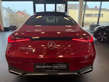 MERCEDES-BENZ CLE 200 Coupé AMG PANO MEMORY HuD 360 …