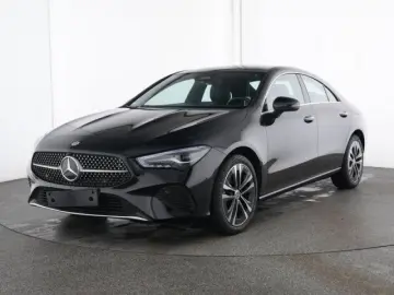 MERCEDES-BENZ CLA 180 Coupé Progressive Advance Pano&hellip;