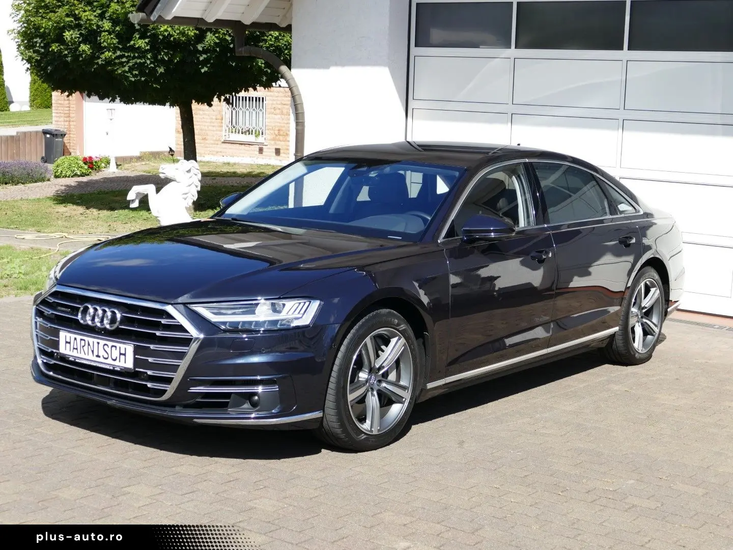 AUDI A8 L 60 TFSI 4.0 V8 quattro   Standhzg TV Matrix