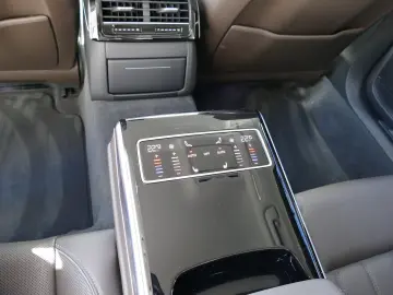 AUDI A8 L 60 TFSI 4.0 V8 quattro   Standhzg TV Matrix