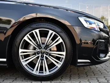 AUDI A8 50 TDI Lang 3xTV B&O Nachtsicht Massage TV