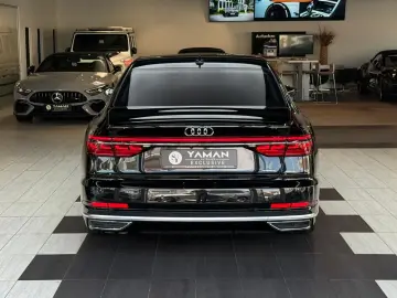 AUDI A8 60 TDI qu Sporpaket Pano HuD B&O StHzg