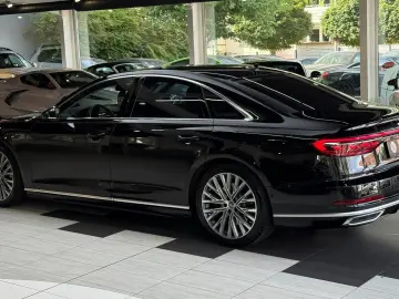 AUDI A8 60 TDI qu Sporpaket Pano HuD B&O StHzg
