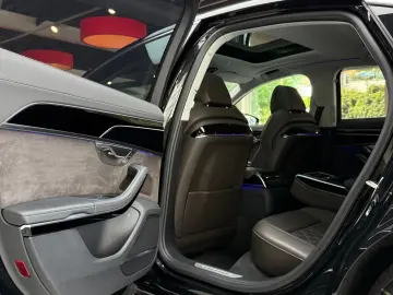 AUDI A8 60 TDI qu Sporpaket Pano HuD B&O StHzg