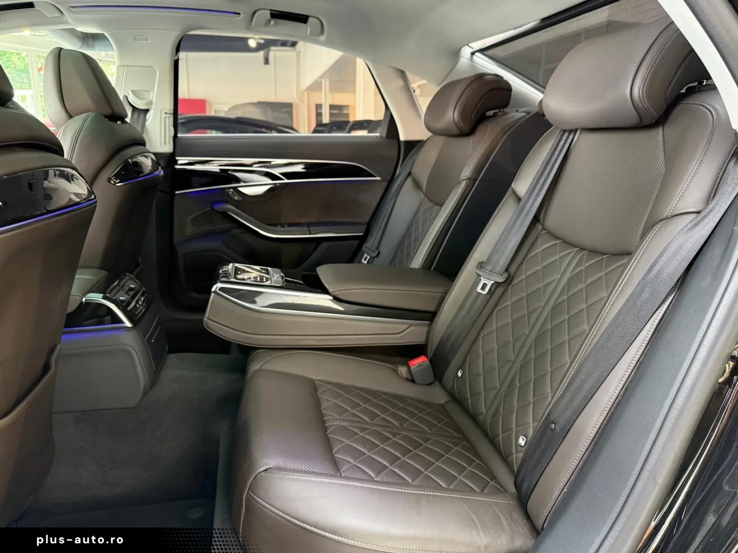 AUDI A8 60 TDI qu Sporpaket Pano HuD B&O StHzg