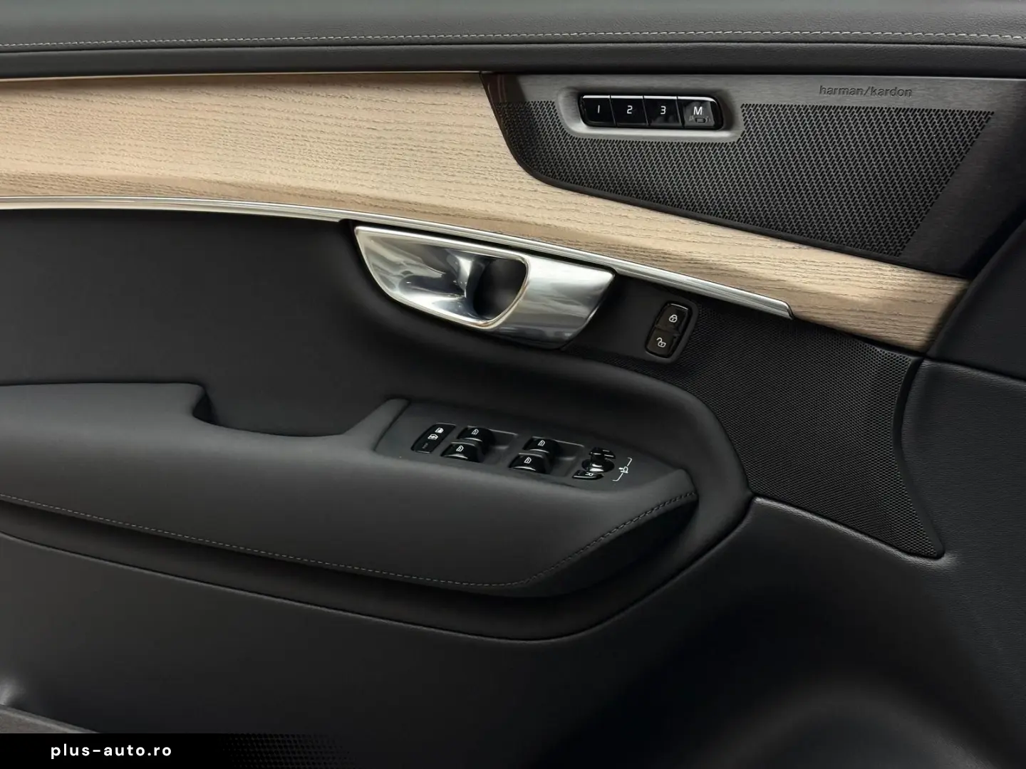VOLVO XC90 Plus Bright AWD 7-Sitz 360  Head-Up H&K ACC