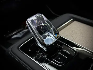 VOLVO XC90 Plus Bright AWD 7-Sitz 360  Head-Up H&K ACC