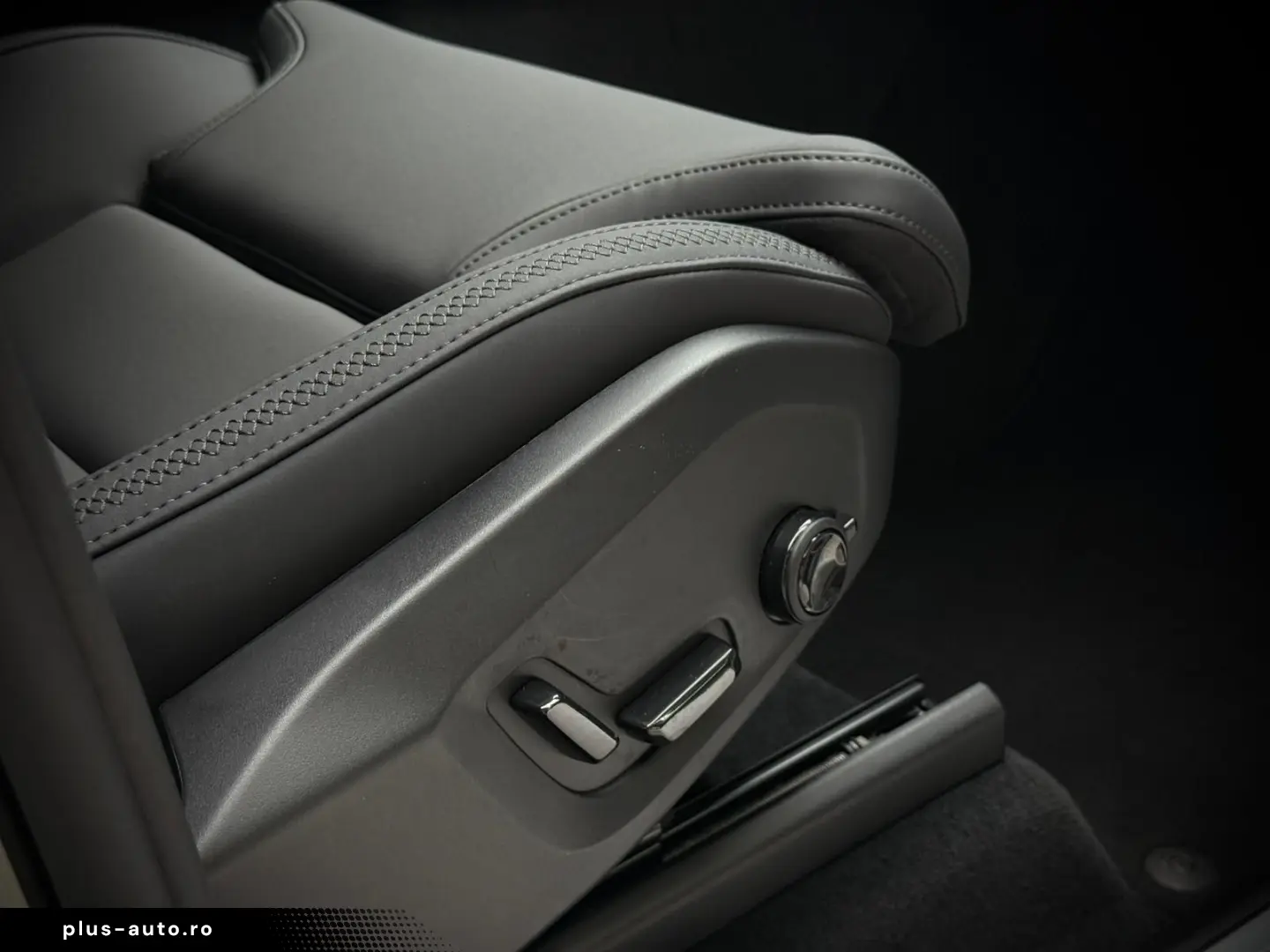 VOLVO XC90 Plus Bright AWD 7-Sitz 360  Head-Up H&K ACC