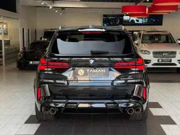 BMW X5 M Competition Pano-Sky Massage Driver´s B&W