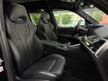 BMW X5 M Competition Pano-Sky Massage Driver´s B&W