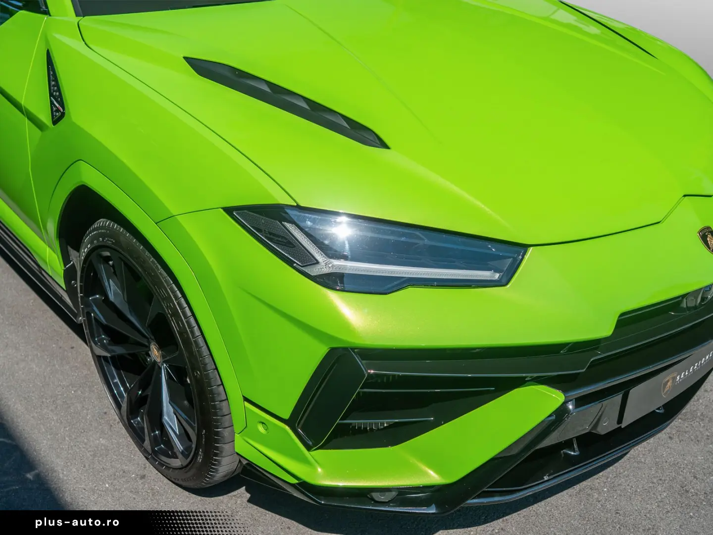 LAMBORGHINI Urus S MY23 Verde Mantis Pano B&O Big Carbon Int