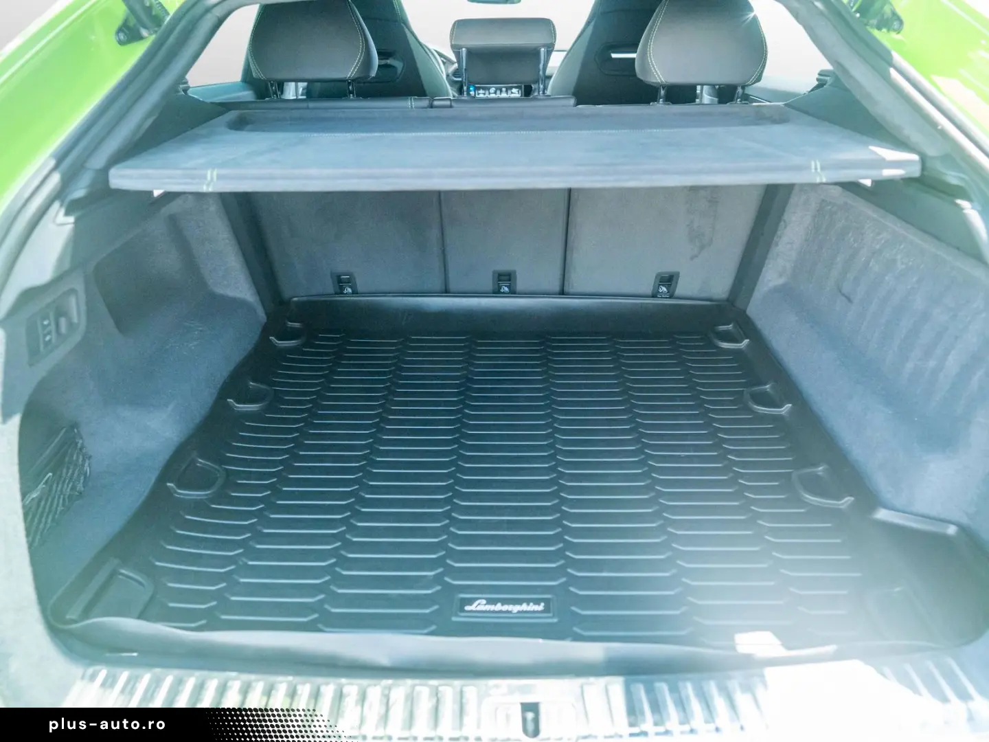 LAMBORGHINI Urus S MY23 Verde Mantis Pano B&O Big Carbon Int