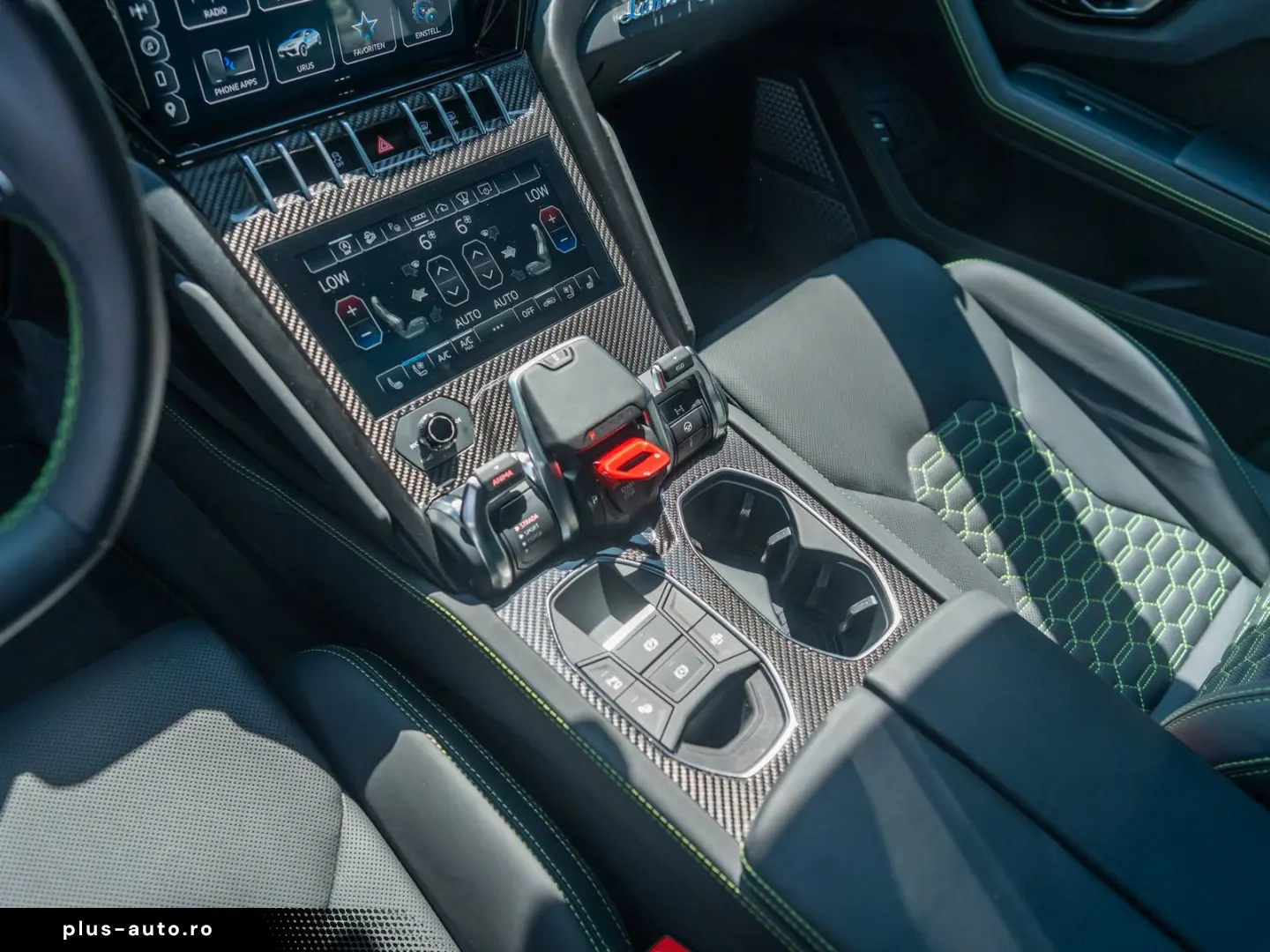 LAMBORGHINI Urus S MY23 Verde Mantis Pano B&O Big Carbon Int