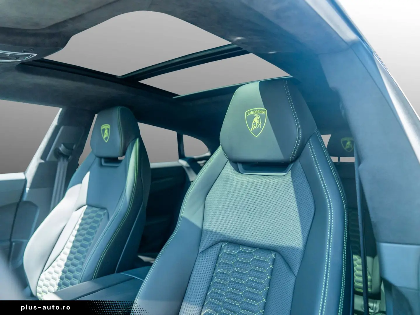 LAMBORGHINI Urus S MY23 Verde Mantis Pano B&O Big Carbon Int