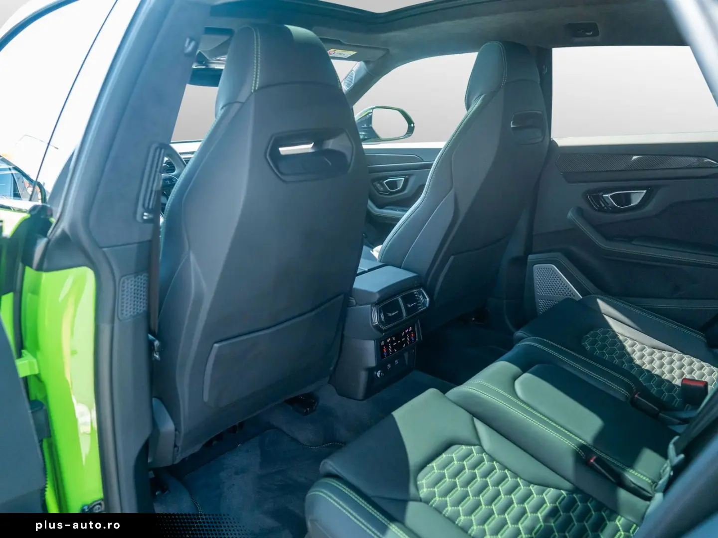 LAMBORGHINI Urus S MY23 Verde Mantis Pano B&O Big Carbon Int