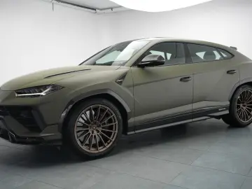 LAMBORGHINI Urus Performante  Carbon Akrapovic Alcantara B&O