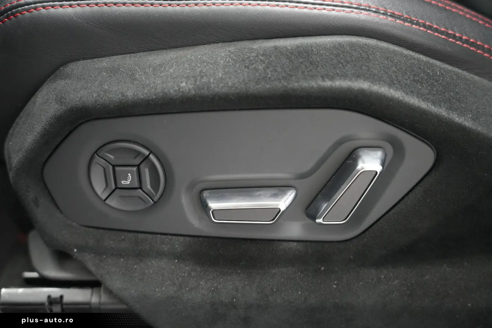 LAMBORGHINI Urus Performante  Carbon Akrapovic Alcantara B&O