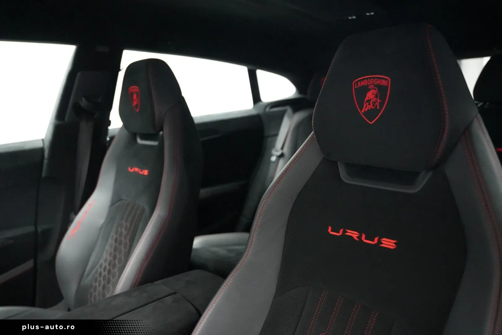 LAMBORGHINI Urus Performante  Carbon Akrapovic Alcantara B&O