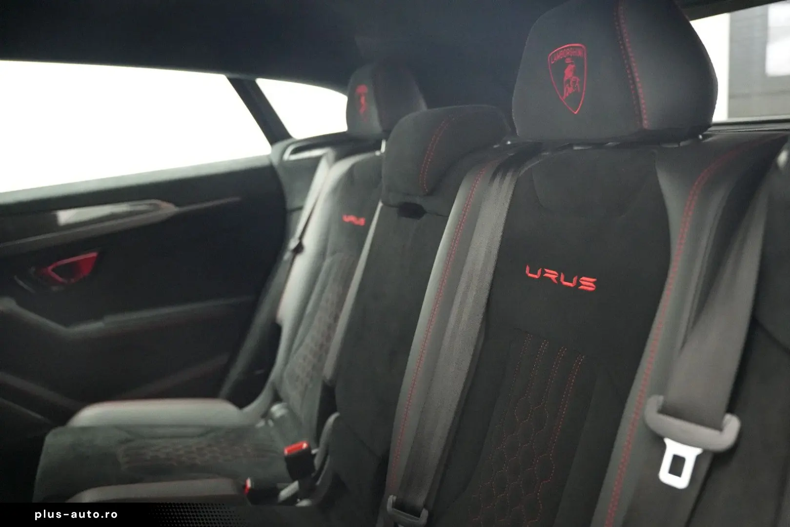 LAMBORGHINI Urus Performante  Carbon Akrapovic Alcantara B&O