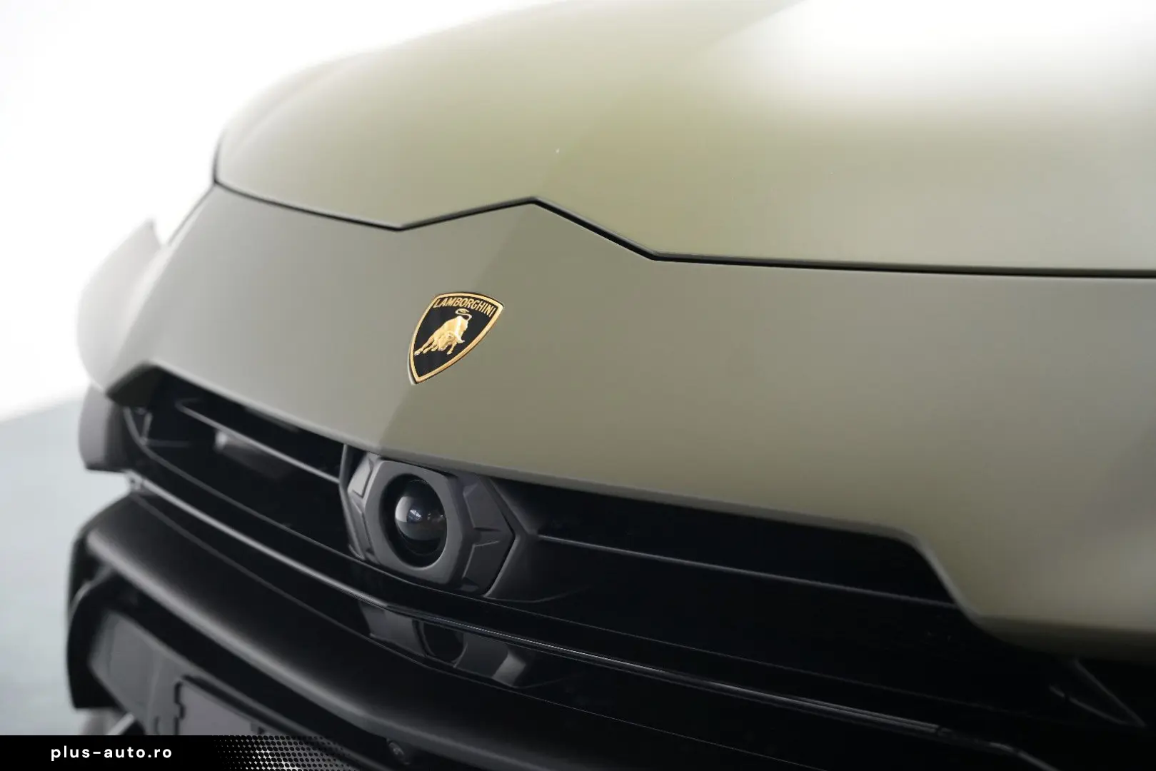 LAMBORGHINI Urus Performante  Carbon Akrapovic Alcantara B&O
