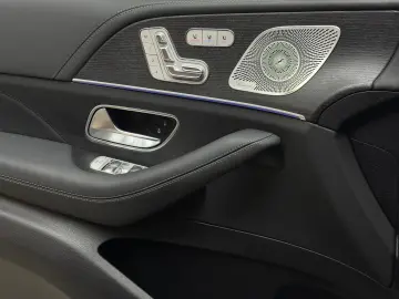 MERCEDES-BENZ GLE 63 S AMG 4M Coupe Pano HuD StHzg C…