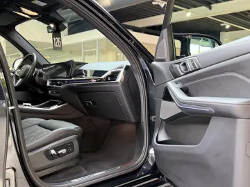 BMW X5 M60 i xDr Pano HuD Luftf. H&K Driv.Ass.Prof.