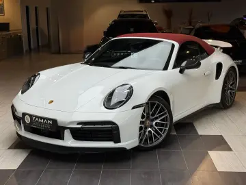 PORSCHE 911 Turbo S Cabriolet InnoDrive Carbon Lift