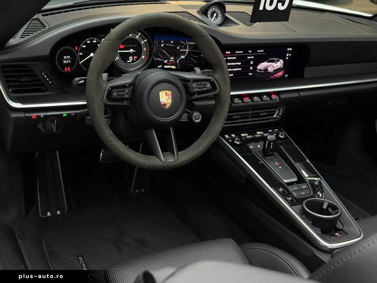 PORSCHE 911 Turbo S Cabriolet InnoDrive Carbon Lift