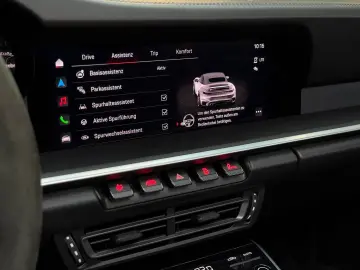 PORSCHE 911 Turbo S Cabriolet InnoDrive Carbon Lift