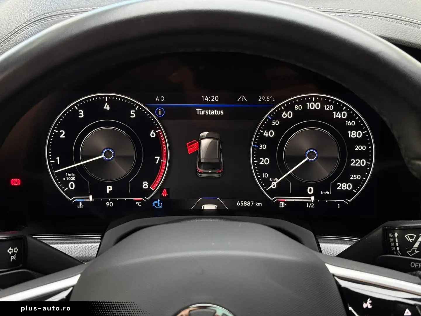 VW Touareg R-Line 4M Pano HuD StHzg AHK 360 Massage