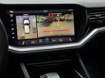 VW Touareg R-Line 4M Pano HuD StHzg AHK 360 Massage