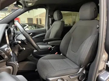 MERCEDES-BENZ V 300 d EDITION lang MBUX StHzg Distro…