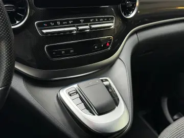 MERCEDES-BENZ V 300 d EDITION lang MBUX StHzg Distro…