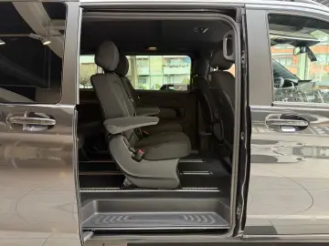 MERCEDES-BENZ V 300 d EDITION lang MBUX StHzg Distro…