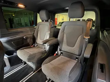MERCEDES-BENZ V 300 d EDITION lang MBUX StHzg Distro…