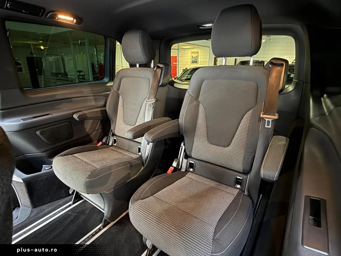 MERCEDES-BENZ V 300 d EDITION lang MBUX StHzg Distro&hellip;