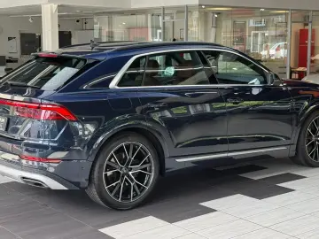 AUDI Q8 55 TFSI Qu ACC 360  Keyl Luftf. Facelift